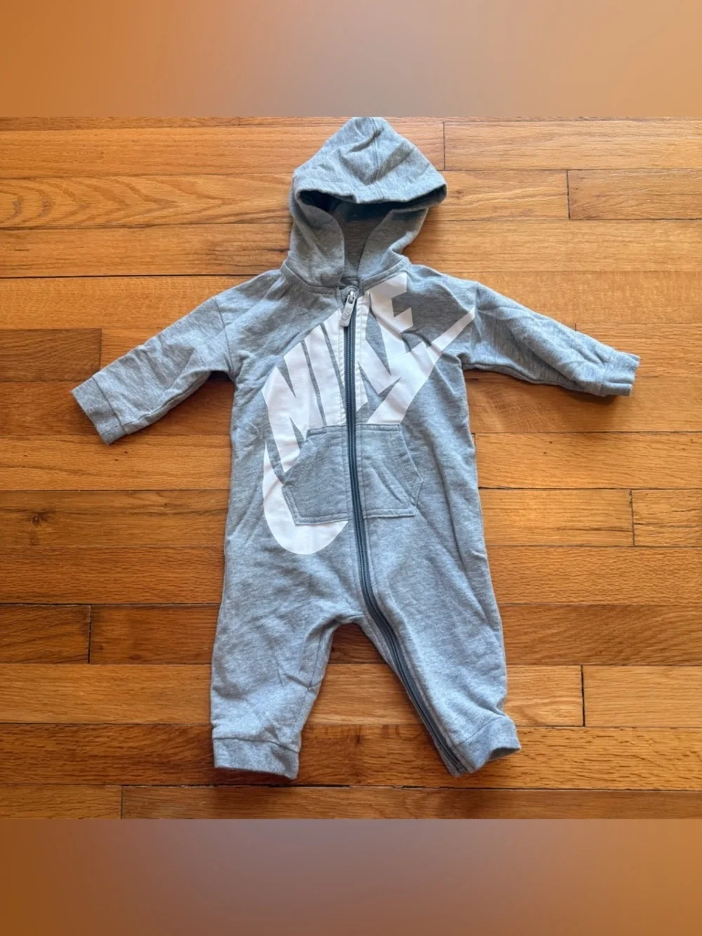 NIKE Baby Boy Bundle One Piece Lot‎ of 3 Onesie size 6-9 Months